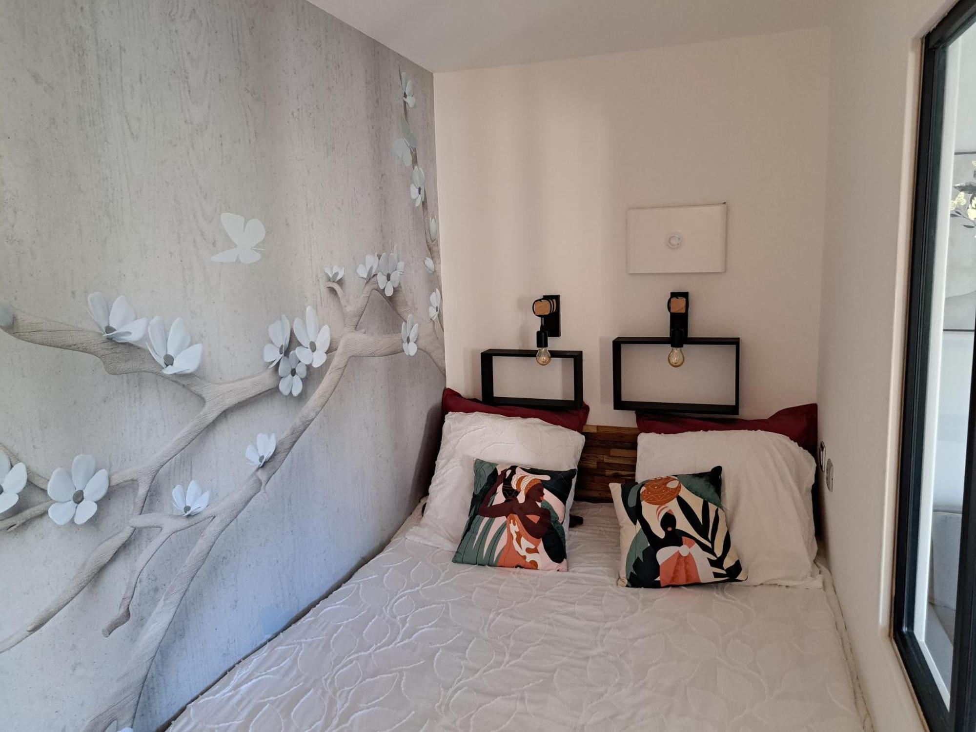 Seduisant Studio Avec Cour Privative La Crau Exterior photo